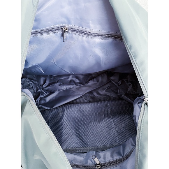 Portable Travel Bag - Picture 4 of 7